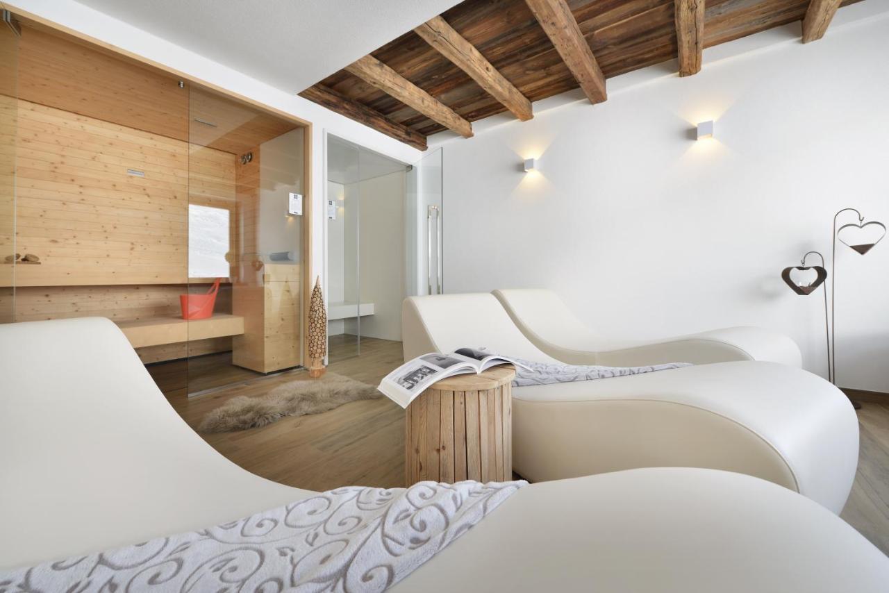Hotel Tambo Campodolcino Ngoại thất bức ảnh